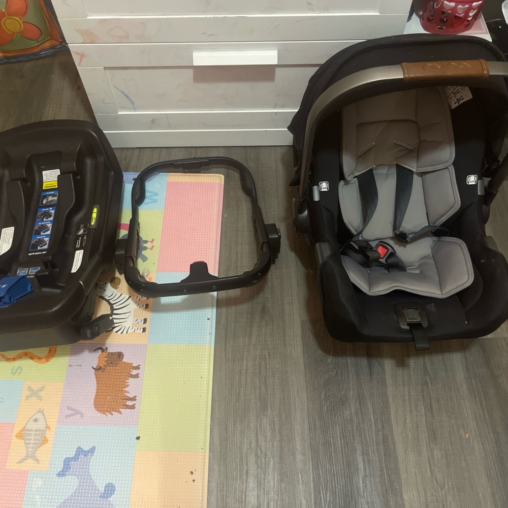Black Stroller - Picture 11 of 11